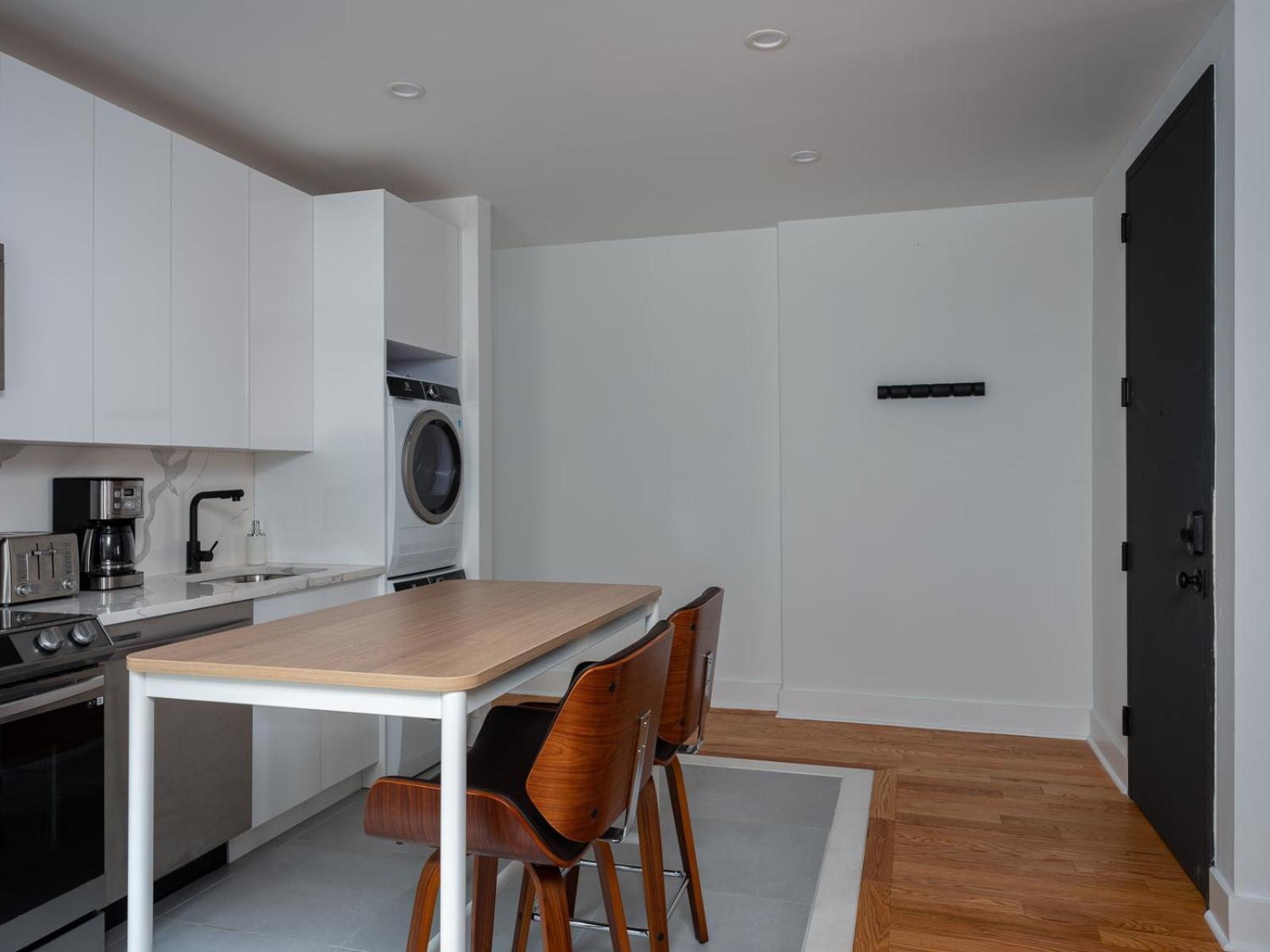 Three Bedroom Brooklynite Suite! New York Ngoại thất bức ảnh